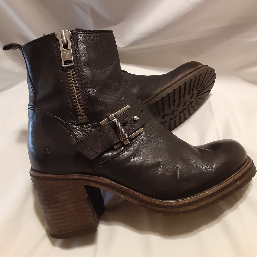 Frye Karen Moto Zip Bootie